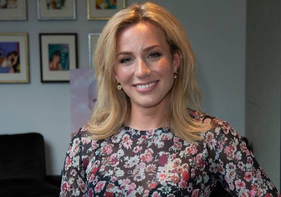 Radio-dj Fien Vermeulen (33) is bevallen