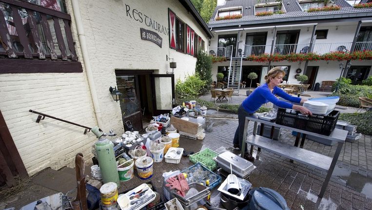 Tonnen schade in overstroomd Slenaken - Trouw