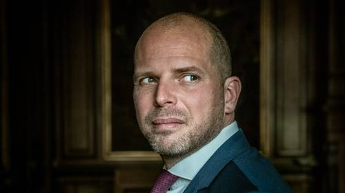INTERVIEW. Theo Francken na verloren verkiezing en Kucam-affaire: “Ik ga geen Calvo’ke doen, ik ben een Kampfschwein”