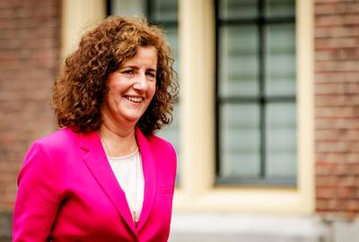 Minister: Studieschuld kan met 5000 euro stijgen door renteverhoging