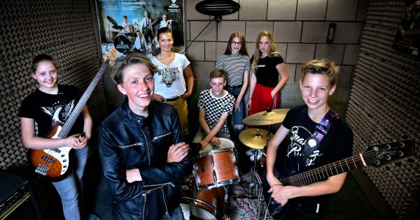 Tweede Rocktoberfest in Helenaveen | De Peel - Eindhovens Dagblad