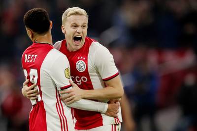 Van de Beek: Hadden er misschien nog een paar bij moeten prikken