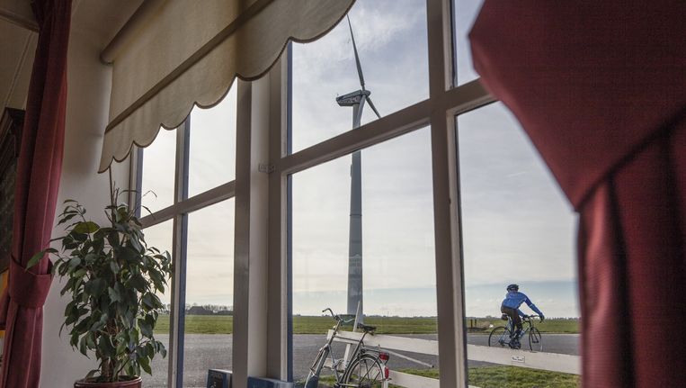 Dorpsinitiatief Reduzum vakkundig nek omgedraaid - Volkskrant