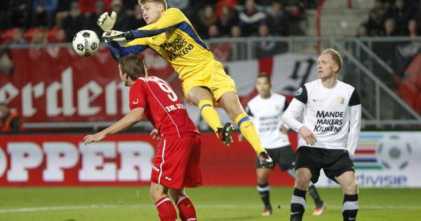 Monsterscore Twente Bij Rentree Mcclaren Nederlands Voetbal Bd Nl