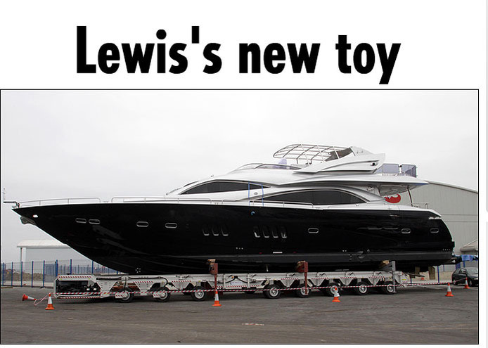 Yacht Lewis Hamilton