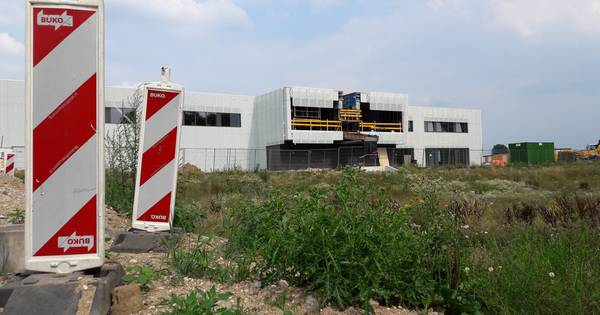 Onduidelijk hoe lang Merletcollege in Mill open blijft - De Gelderlander