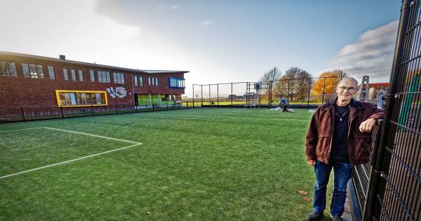 Trapveldje Lage Zwaluwe nu veilig nadat eerder paal naar beneden viel: 'Je moet er niet aan denken d