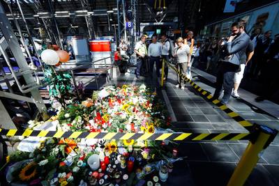 Man die kind voor trein duwde werd gezocht door Zwitserse politie