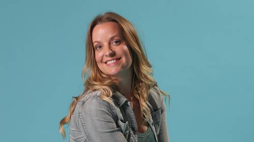 Papa zou fier geweest zijn: Elke Clijsters gaat op zoek naar de liefde in ‘The Bachelorette’
