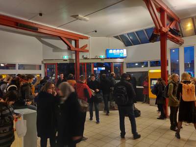 Treinverkeer van en naar Ede-Wageningen weer op gang na urenlange storing