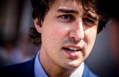 Deel oppositie begint handtekeningenactie tegen btw-verhoging