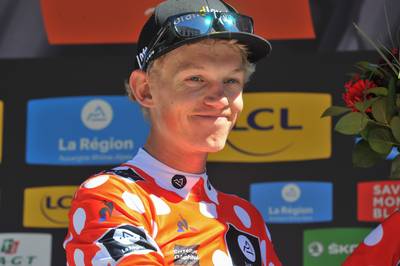 Bouwman draagt bergtrui op aan overleden jeugdtrainer 'Teetje'