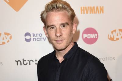 Art Rooijakkers stort zich op presentatie comedyshow