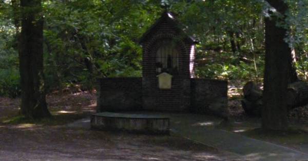 'Zes ton in een tas achter de kapel of de Bulgaren halen je op'