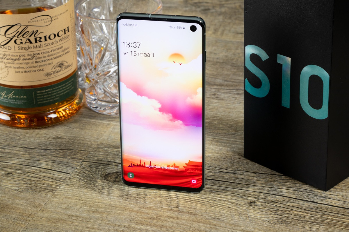 Pijnlijke fout Galaxy S10: Sensor zet constant scherm aan in broekzak ...