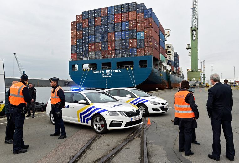 Antwerpse douane onderschepte al 15 ton cocaïne Antwerpen In de