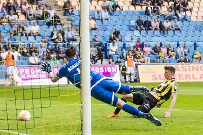 Vitesse op gemak naar finale play-offs
