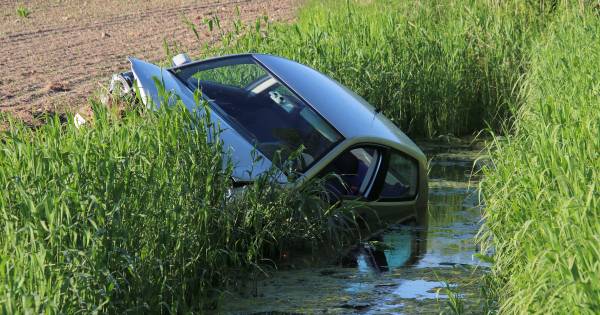 Dronken Belg gepakt na achtervolging met tractor en brandweerauto bij Graauw - BN DeStem
