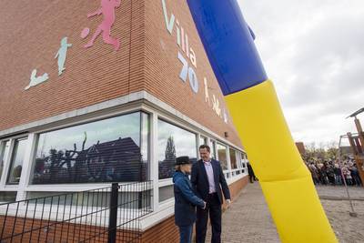 Kleurrijke gevel van Villa 70 in Goor staat symbool voor samenwerking