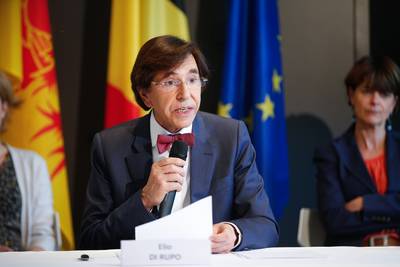 La Wallonie annonce de nouvelles mesures, l’aide de 5.000 euros étendue à d’autres secteurs