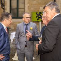 In de regering-Diependaele I tekenen zich nu al scheurtjes en spanningen af die de eenheid bij voorbaat bedreigen