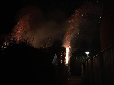Heg vat vlam in Goor
