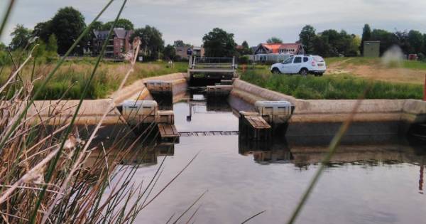 Kanobaan in Vechtpark dicht door aanhoudende droogte | Hardenberg - De Stentor