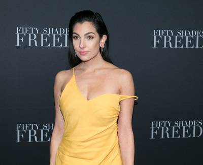 Anna Nooshin adoreert Kim Feenstra en Geer drinkt koffie met jonge duif