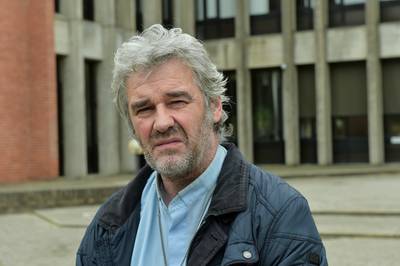Priester veroordeeld na zelfmoord van vriend die bij hem biechtte