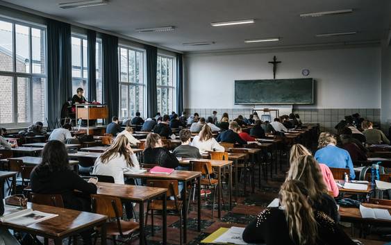 Vlaams onderwijs boert opnieuw achteruit: nu ook koppositie voor wiskunde kwijt