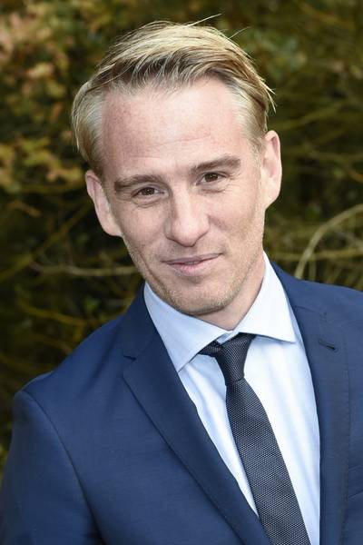 Art vreest pittig vragenvuur en Bridget plat in India