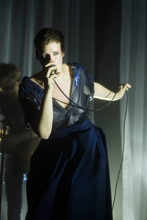 Recensie: Noémie Wolfs in Het Depot: veel kwaliteit ...