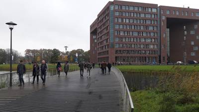 Duizenden scholieren bezoeken Wageningse universiteit