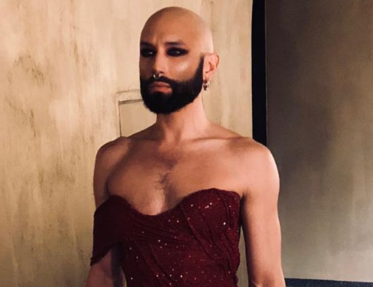 Conchita Wurst verrast fans met kaal hoofd | Celebrities ...