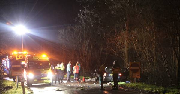 Dode en gewonden bij auto-ongeluk op A30.