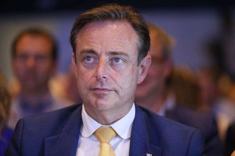 Antwerps burgemeester Bart De Wever gealarmeerd ...