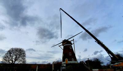 Nieuwe roeden voor Bavelse molen, de wieken draaien in maart weer