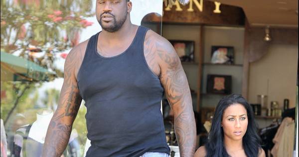 Shaquille O Neal Stapelverliefd Ondanks Lengteverschil 58 Cm Show Ad Nl