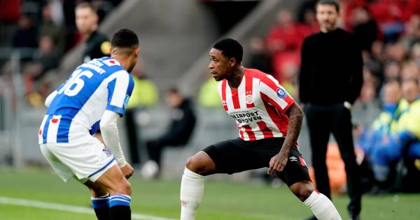 Live Teruggekeerde Bergwijn Kogelt Psv Verdient Op Voorsprong Tegen Heerenveen 1 0 Psv Ed Nl
