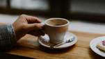 Telt een kop koffie als een glas water? Dit is de rekensom voor je 2 liter per dag