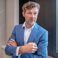 Twee maanden stilte na audit, en dan ineens ontslag: de opvallende timing rond VDAB-topman Wim Adriaens