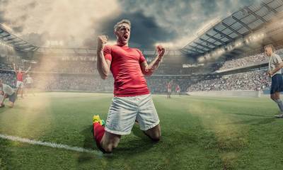 Ben jij die topvoetbalcoach die zijn vrienden verslaat en kaarten wint voor Liverpool?