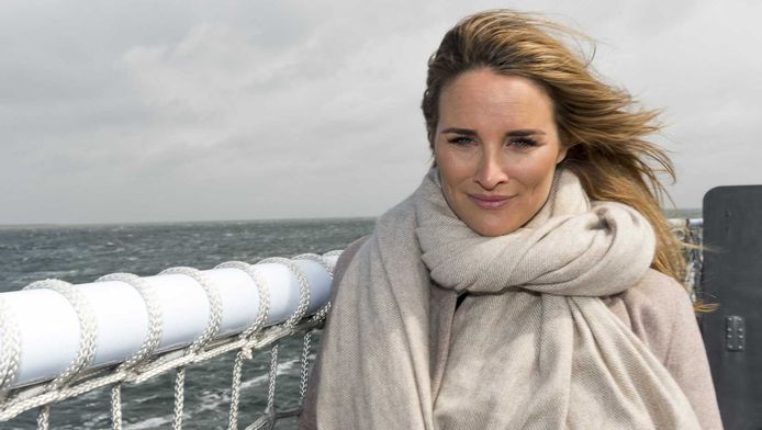 Lieke Van Lexmond Flink Ingesnoerd Voor Film Michiel De Ruyter Sterren Ad Nl