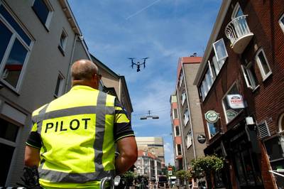 Vrouw (19) ernstig gewond: geraakt door glazen voorwerp bij stappen in Arnhem