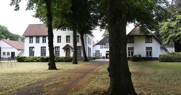 Meisjesinternaat Stevensbeek 'was een hel': 'Ze hebben me daar kapot gemaakt'