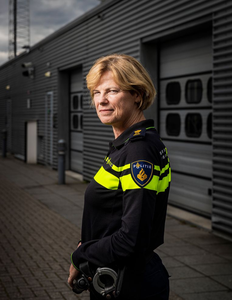 Had De Politie Door Alle Liquidaties En Boerenprotesten Nog Wel Genoeg Aandacht Voor Haar Eigen Mensen De Volkskrant