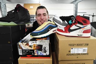 Kars de Boer (23) loopt binnen met sneakers van duizenden euro’s