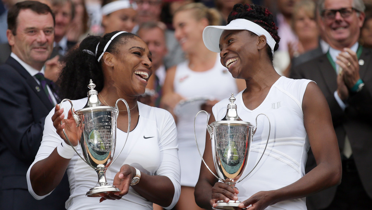 Serena Williams wint met zus Venus voor zesde keer het ...