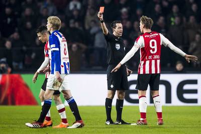 Scheidsrechter Higler snapt twijfels over rood voor Lozano