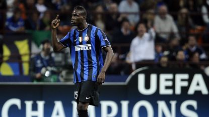 Mario Balotelli werd na frats op zijn plaats gezet door ploegmaat: “Ik gaf hem een flink pak rammel, hij verdiende het” 